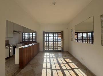 Sala · Casa, 2 quartos, espaço gourmet, 2 vagas, São Pedro, Juiz de Fora