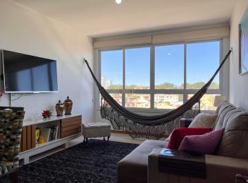 Apartamento · 80m² · 2 Quartos · 1 Vaga · Apartamento de 2 Dormitórios no Centro de Torres