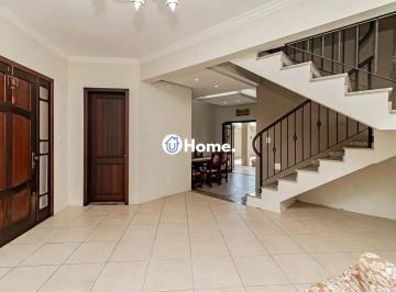 Casa · 257m² · 4 Quartos · 3 Vagas · Casa com 4 dormitórios e 2 pavimentos em ótimo estado de conservação .