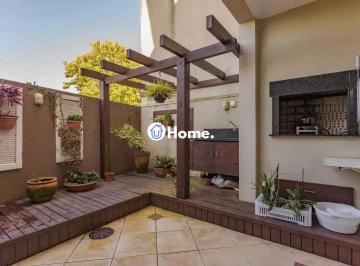 Casa · 250m² · 3 Quartos · 2 Vagas · Casa em condomínio com 3 dormitórios, suíte e 2 vagas