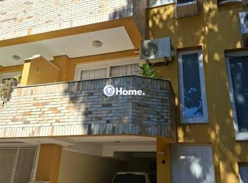 Frente · Casa em condomínio de 3 dorm. na Tristeza