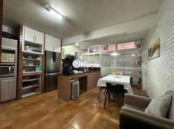 Casa · 200m² · 2 Quartos · 2 Vagas · Casa com 2 quartos, churrasqueira e 2 vagas no bairro São Geraldo