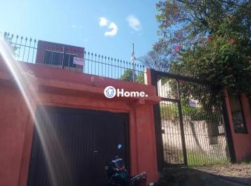 Casa · 207m² · 2 Quartos · 1 Vaga · Casa à venda com piscina no bairro Glória, Zona Sul de Porto Alegre – 207m² cons