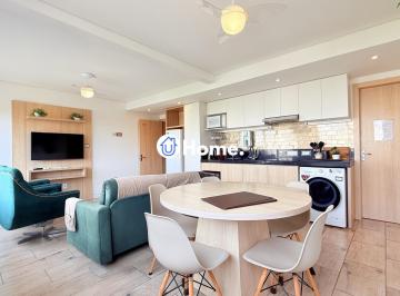 Apartamento · 86m² · 2 Quartos · Apartamento de 2 dormitorios á venda no Bairro Centro Histórico.