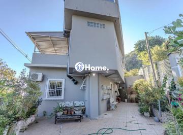 Casa · 232m² · 2 Quartos · 2 Vagas · Casa sobrado no Morro Santana de 2 dormitórios e 2 vagas