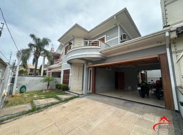 Casa · 180m² · 4 Quartos · 4 Vagas · Casa Alto Padrão Mobiliada com Jacuzie Suíte Master