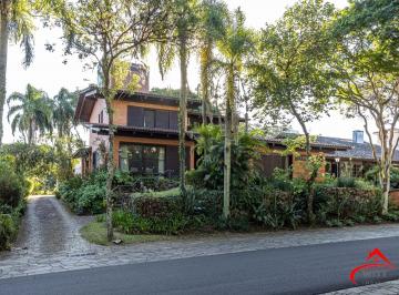 Casa · 394m² · 4 Quartos · 4 Vagas · Casa à venda - em Cavalhada