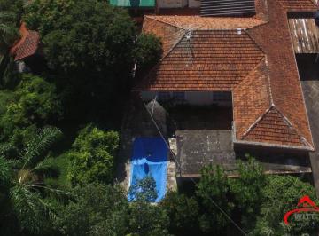 Casa · 230m² · 4 Quartos · 4 Vagas · Casa com 4 Quartos e 4 vagas de garagem no Bairro Vila Ipiranga