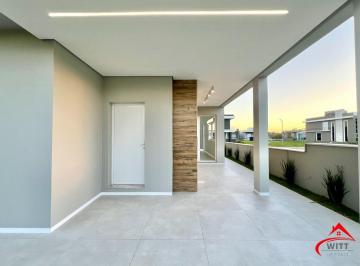Casa · 205m² · 3 Quartos · 2 Vagas · Casa no Condomínio Reservas do Lago em Nova Santa Rita