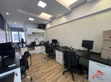 Comercial · 70m² · 2 Vagas · Conjunto Comercial Semi Mobiliado com sacada  para VENDA/ALUGUEL Petrópolis - Po