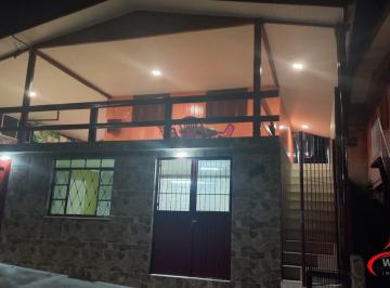 Casa · 320m² · 3 Quartos · 2 Vagas · Casa à venda - em Santa Corona