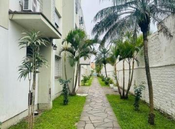 Apartamento · 61m² · 2 Quartos · 1 Vaga · Apartamento de 2 dormitórios reformado com garagem escriturada fechada ,área pri