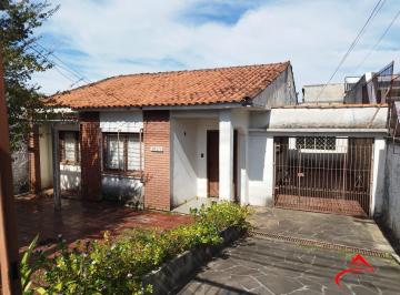 Casa · 101m² · 2 Quartos · 2 Vagas · Terreno na Baltazar de Oliveira Garcia