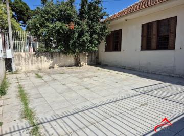 Casa · 82m² · 4 Quartos · 2 Vagas · Casa Residencial de 4 Quartos com Piscina e Churrasqueira em Porto Alegre