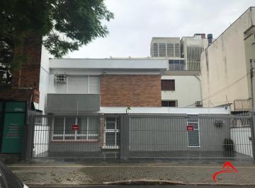 Comercial · 250m² · 8 Quartos · 3 Vagas · Casa comercial no miolo do bairro Menino Deus