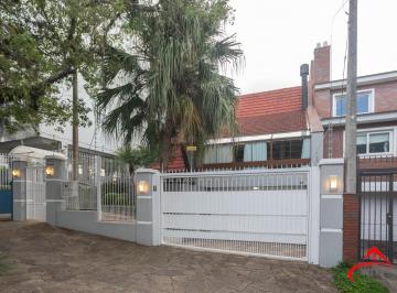 Casa · 282m² · 4 Quartos · 2 Vagas · Casa com piscina no Chácara das Pedras