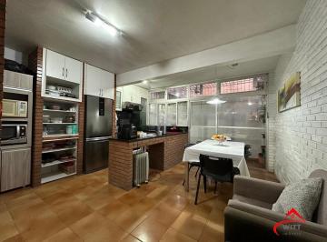 Casa · 200m² · 2 Quartos · 2 Vagas · Casa com 2 quartos, churrasqueira e 2 vagas no bairro São Geraldo