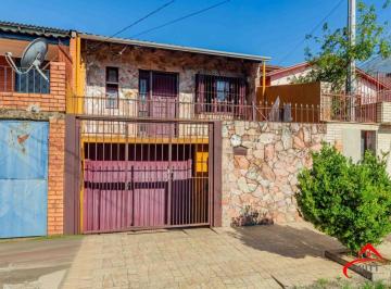 Casa · 90m² · 3 Quartos · 2 Vagas · Casa com varanda fechada, 3 quartos, 2 vagas no bairro Costa e Silva.