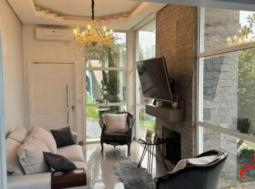 Casa · 150m² · 4 Quartos · 2 Vagas · Casa à venda - em Hípica