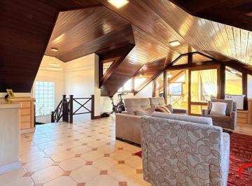 Casa · 335m² · 4 Quartos · 2 Vagas · Casa à venda - em Ipanema