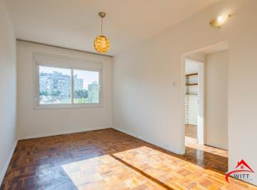 Apartamento · 122m² · 2 Quartos · Apartamento de 2 Quartos com pátio no bairro Petrópolis