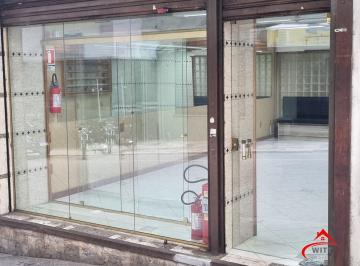 Comercial · 63m² · 1 Quarto · Loja Térrea de Frente à Venda no Centro Histórico de Porto Alegre