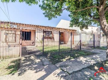 Casa · 81m² · 3 Quartos · 1 Vaga · Casa de 81 metros quadrados, 3 dormitórios, 1 uma vaga de garagem em Canoas.