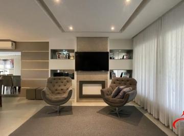 Casa · 250m² · 3 Quartos · 3 Vagas · CASA EM CONDOMÍNIO FECHADO