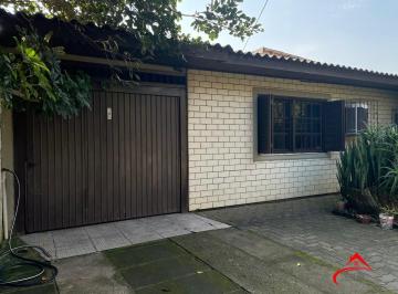 Casa · 150m² · 3 Quartos · 3 Vagas · Casa com 3 dormitórios e edicula para venda e locação no bairro Belém Novo