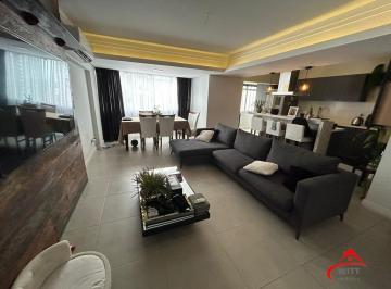 Apartamento · 132m² · 3 Quartos · 2 Vagas · Apartamento Reformado 3 Dorm 1 Suíte, Elevador e 2 Vagas em Novo Hamburgo