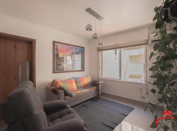 Apartamento · 4181m² · 1 Quarto · Apto 01 quarto todo reformado no bairro Floresta Porto Alegre/RS