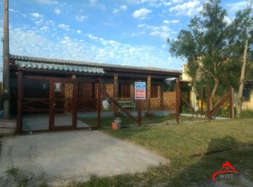 Casa · 110m² · 5 Quartos · 2 Vagas · 2 casas no pátio em Magistério