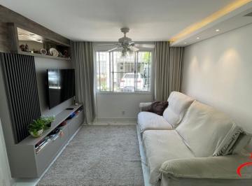 Casa · 86m² · 3 Quartos · 3 Vagas · Casa com 3 dormitórios no bairro Humaitá