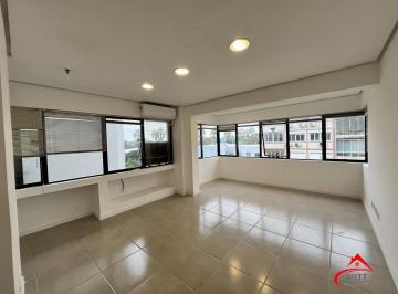 Comercial · 35m² · 1 Quarto · 1 Vaga · sala comercial com uma vaga de garagem no bairro Bom Fim