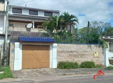 .jpg+2025-03-04 · Casa em Porto Alegre, no bairro Restinga, com 4 dormitório(s), e 4 banheiros, à