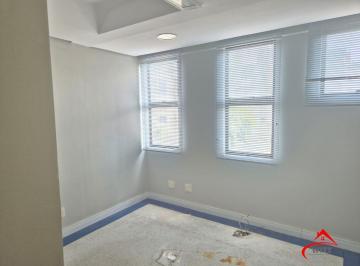 Comercial · 49m² · 3 Quartos · Sala semi mobiliada