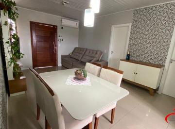 Casa · 126m² · 2 Quartos · 3 Vagas · Casa térrea com 2 dormitórios, totalmente reformada.