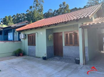 Casa · 122m² · 3 Quartos · 2 Vagas · Casa 3 dormitorios com amplo patio
