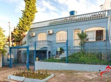 Casa · 206m² · 4 Quartos · 2 Vagas · Sobrado no bairro Vila Ipiranga de 4 dormitórios e 2 vagas