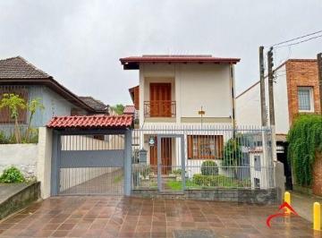 .jpg+2025-03-04 · Casa em Porto Alegre, no bairro Tristeza, com 3 dormitório(s), e 3 banheiros, à
