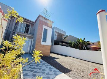 Casa · 227m² · 4 Quartos · 3 Vagas · Casa de 4 dormitórios e 3 vagas de garagem em Canoas.