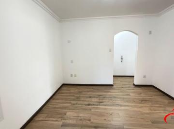 Apartamento · 62m² · 2 Quartos · Apartamento de 2 dormitórios com vista para o Marinha no bairro Menino Deus em P