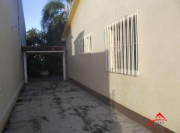 Casa · 200m² · 3 Quartos · Casa com 03 quartos em terreno de 13:20 x 7501, no bairro Medianeira