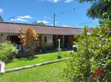 .jpg+2025-03-04 · Casa em Porto Alegre, no bairro Belém Novo, com 4 dormitório(s), e 4 banheiros,