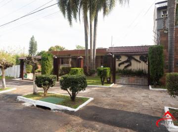 Casa · 470m² · 5 Quartos · 4 Vagas · Casa com piscina e 470m2 no Chácara das Pedras