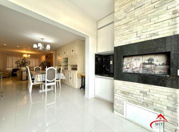 Casa · 247m² · 3 Quartos · 4 Vagas · Casa com 3 Suítes e 3 Vagas no Bairro Vila Ipiranga