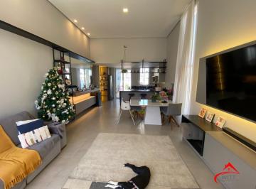 Casa · 100m² · 3 Quartos · 1 Vaga · Casa com 03 quartos (01 suíte) e 01 vaga no Bairro Hípica em Porto Alegre
