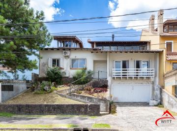 Casa · 367m² · 4 Quartos · 4 Vagas · Casa ampla, Bairro Jardim Isabel
