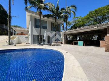 piscina · Casa para alugar no Condomínio Estância Marambaia em Vinhedo - SP.