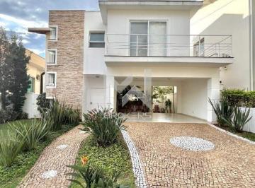 fachada · Casa à venda no Condomínio Recanto dos Paturis em Vinhedo/SP